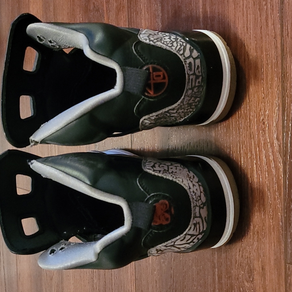 👟 Sneakers 👟 - Picture 4 of 11